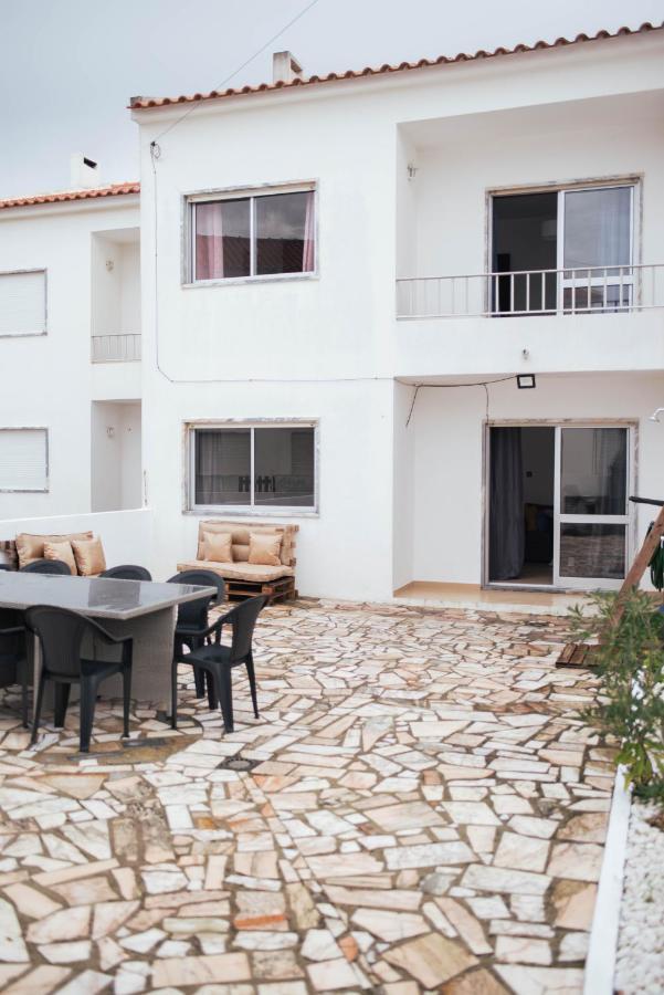 Baleal Surf Emotions Hostel Buitenkant foto